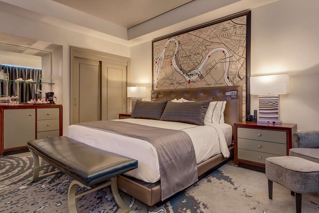The Tennessean Personal Luxury Hotel Knoxville Room photo