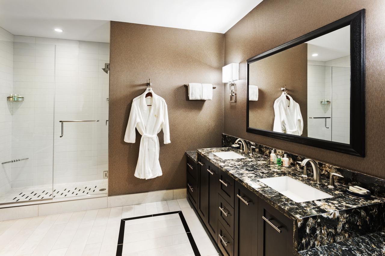 The Tennessean Personal Luxury Hotel Knoxville Exterior photo