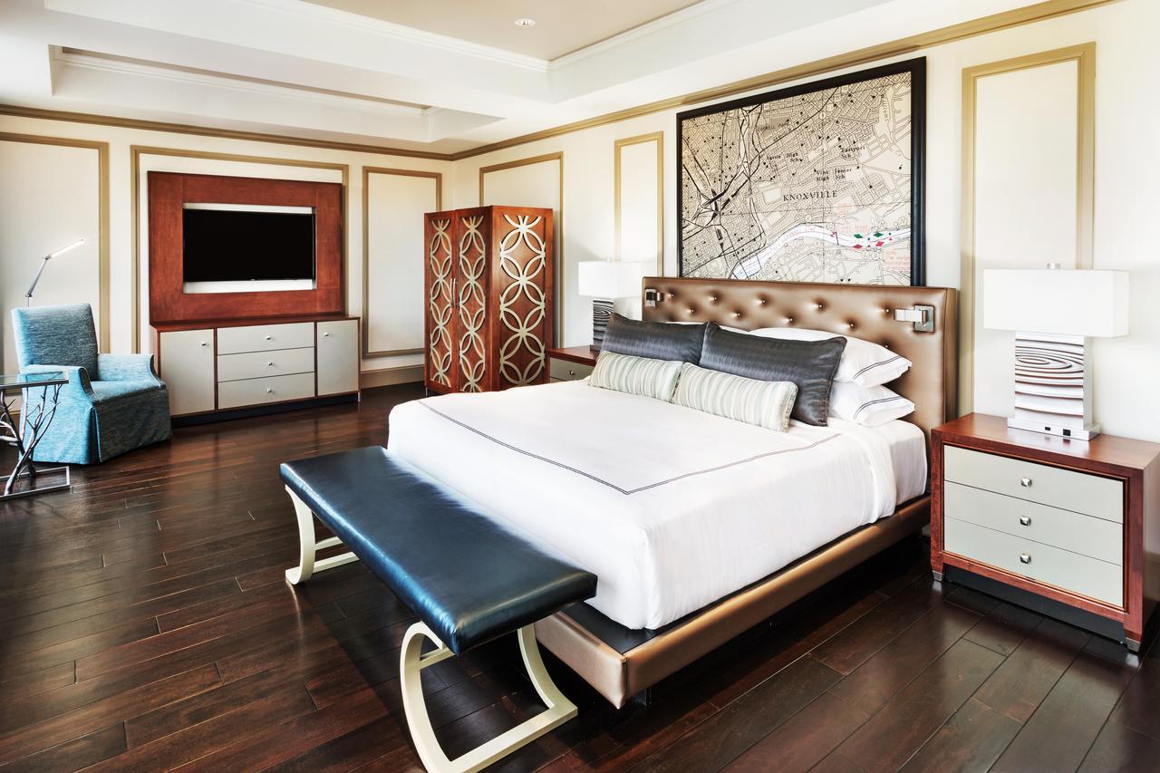 The Tennessean Personal Luxury Hotel Knoxville Exterior photo