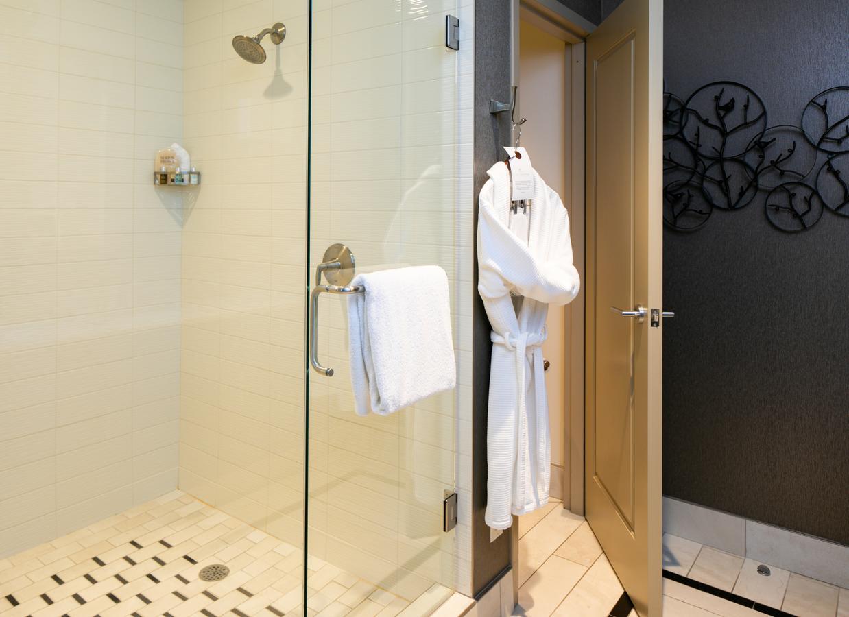 The Tennessean Personal Luxury Hotel Knoxville Exterior photo