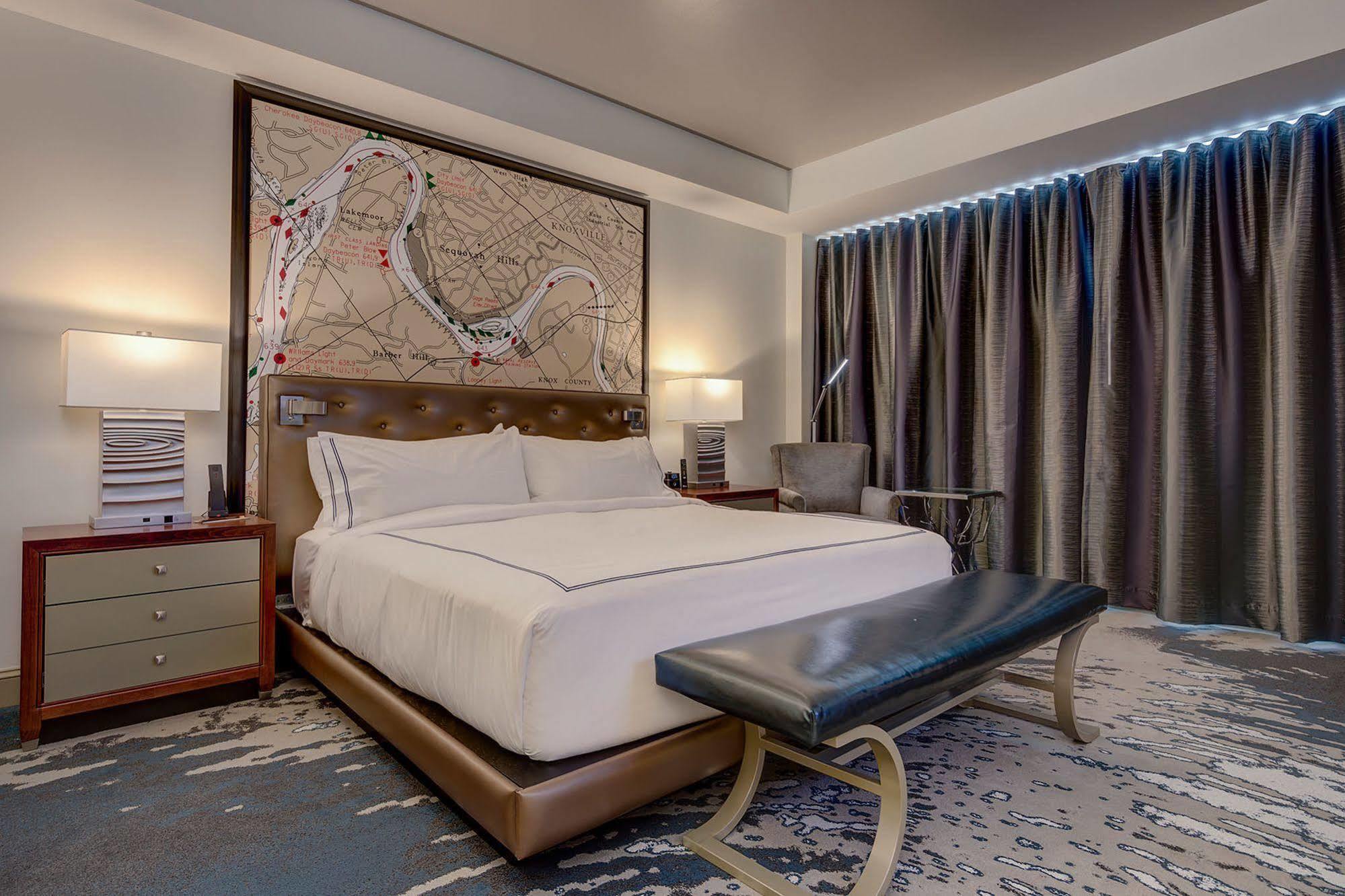 The Tennessean Personal Luxury Hotel Knoxville Exterior photo