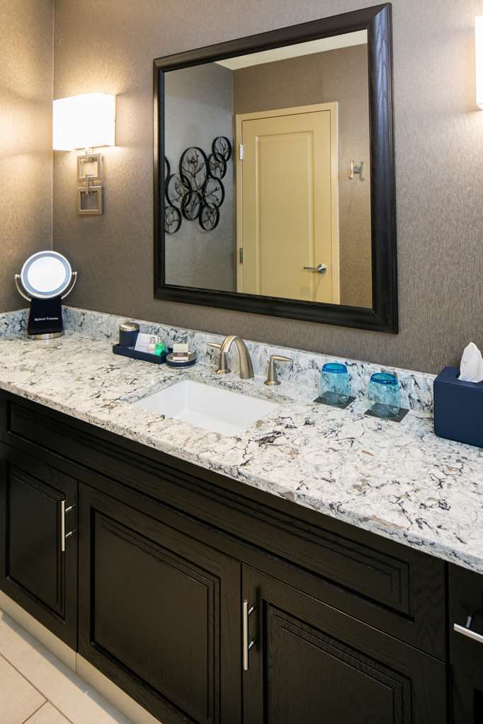 The Tennessean Personal Luxury Hotel Knoxville Room photo