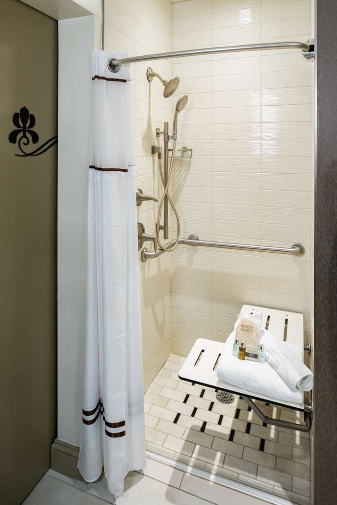 The Tennessean Personal Luxury Hotel Knoxville Room photo